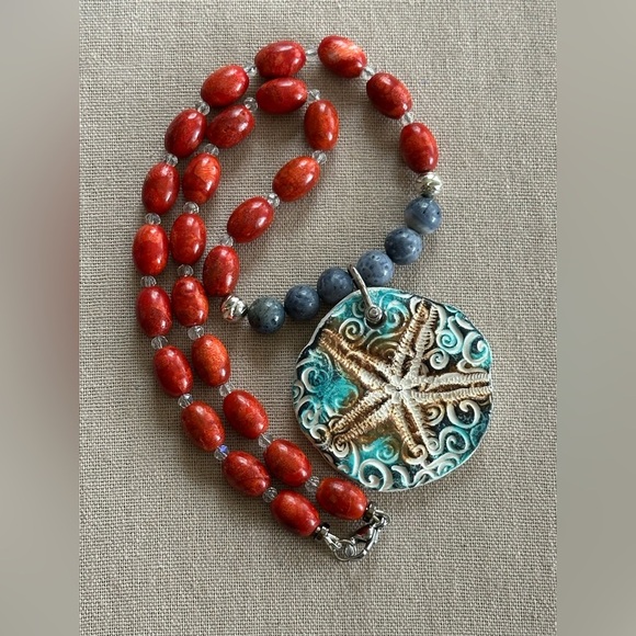 26 inch Coral and sponge bead necklace NWOT - Picture 3 of 16